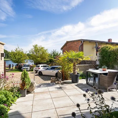 펜션 Wasserblick In Der Inselstadt 말호프