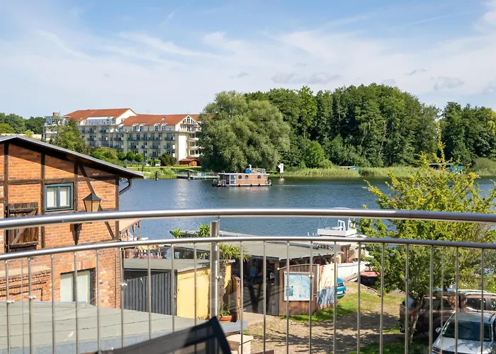Wasserblick In Der Inselstadt بيت للعطل